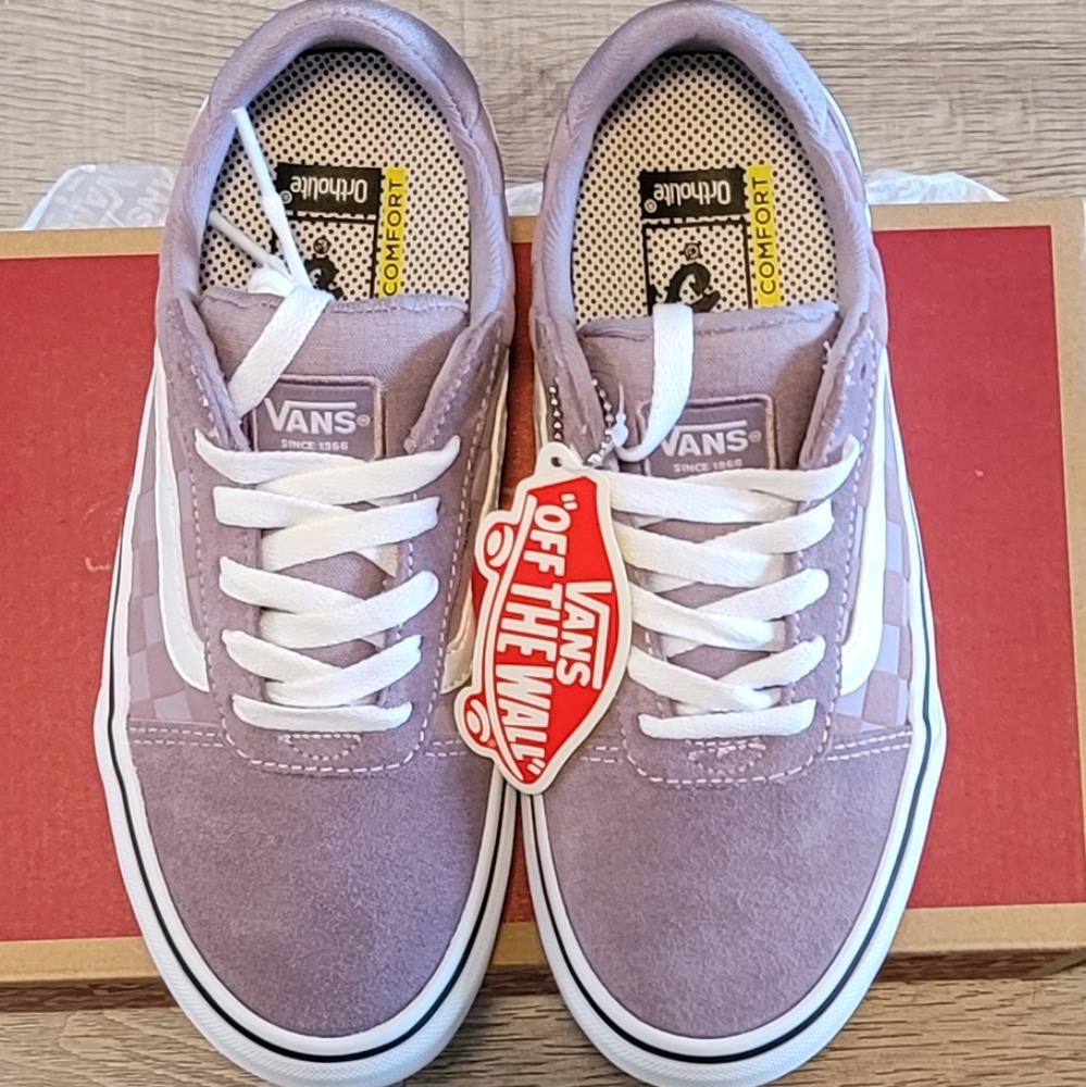 Women's Ward Deluxe Comfort Vans